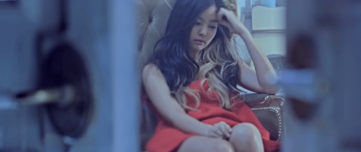 Jennie no clipe de G-Dragon antes da estreia