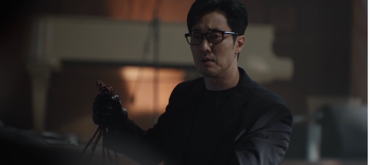 So Ji-sub em Agente Kim: Reativado