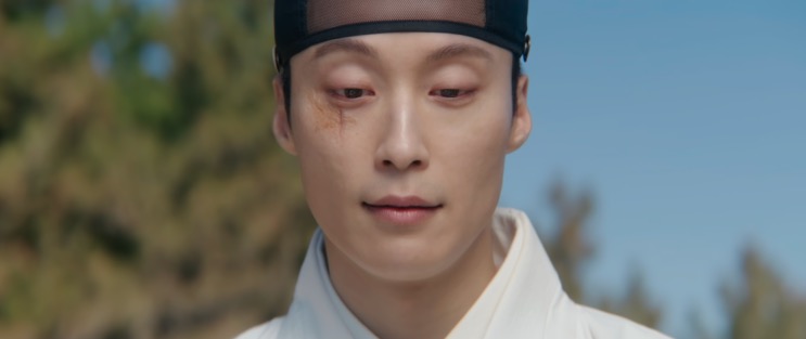 Yi Hyeon de hanbok