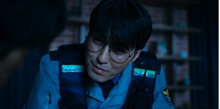 Cha Yeong-do, o policial corrupto, em Sem Piedade