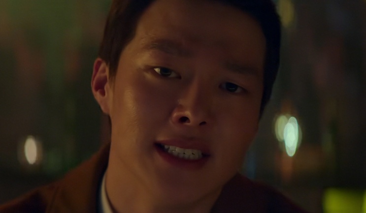 Jang-hyuk (Jang Ki-yong) com o rosto tomado pela emoção em Sweet & Sour