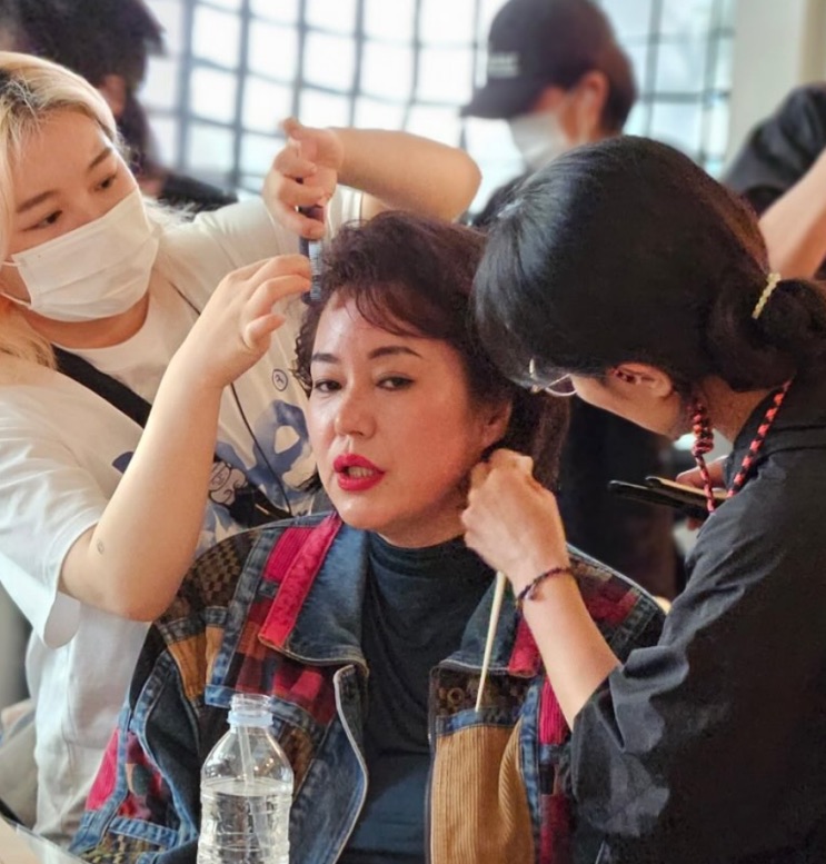 Kim Geum-soon como mãe da Jenny