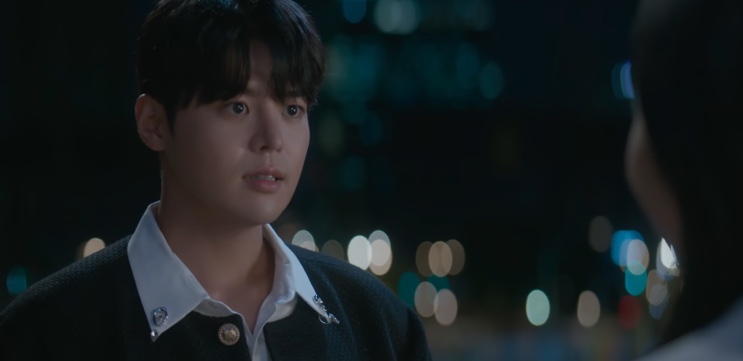 Ha Eun-gyeol à noite