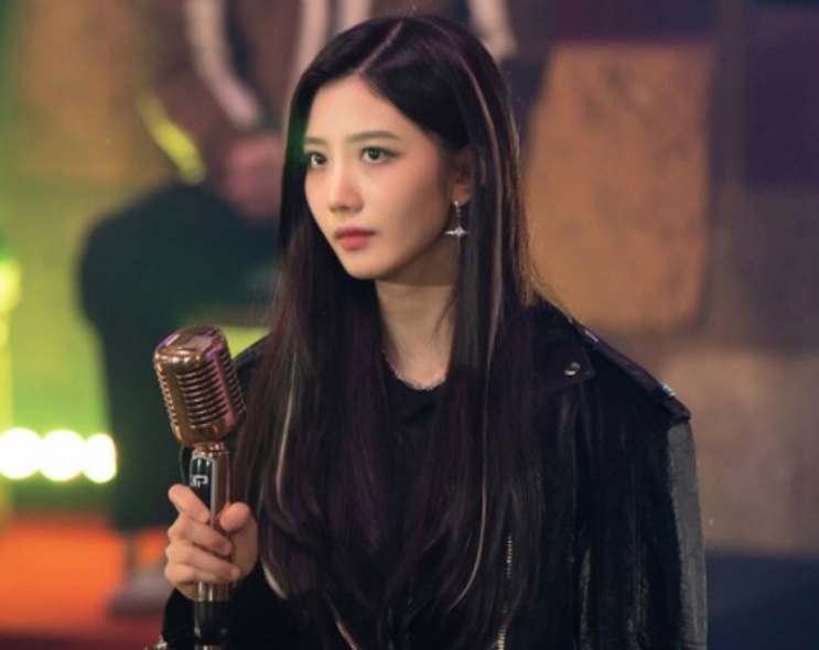Choi Yu-ju em cena de The Escape of the Seven