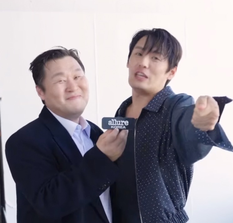 Yoon Kyung-ho e So Ji-sub em ensaio da Allure Korea